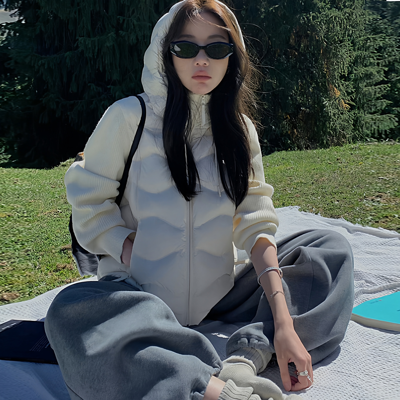 保暖针织拼接户外羽绒服