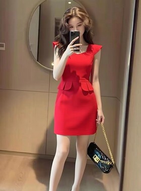 红色UV领飞飞袖修身收腰包臀荷叶边遮肚连衣裙女名媛风显瘦小个子