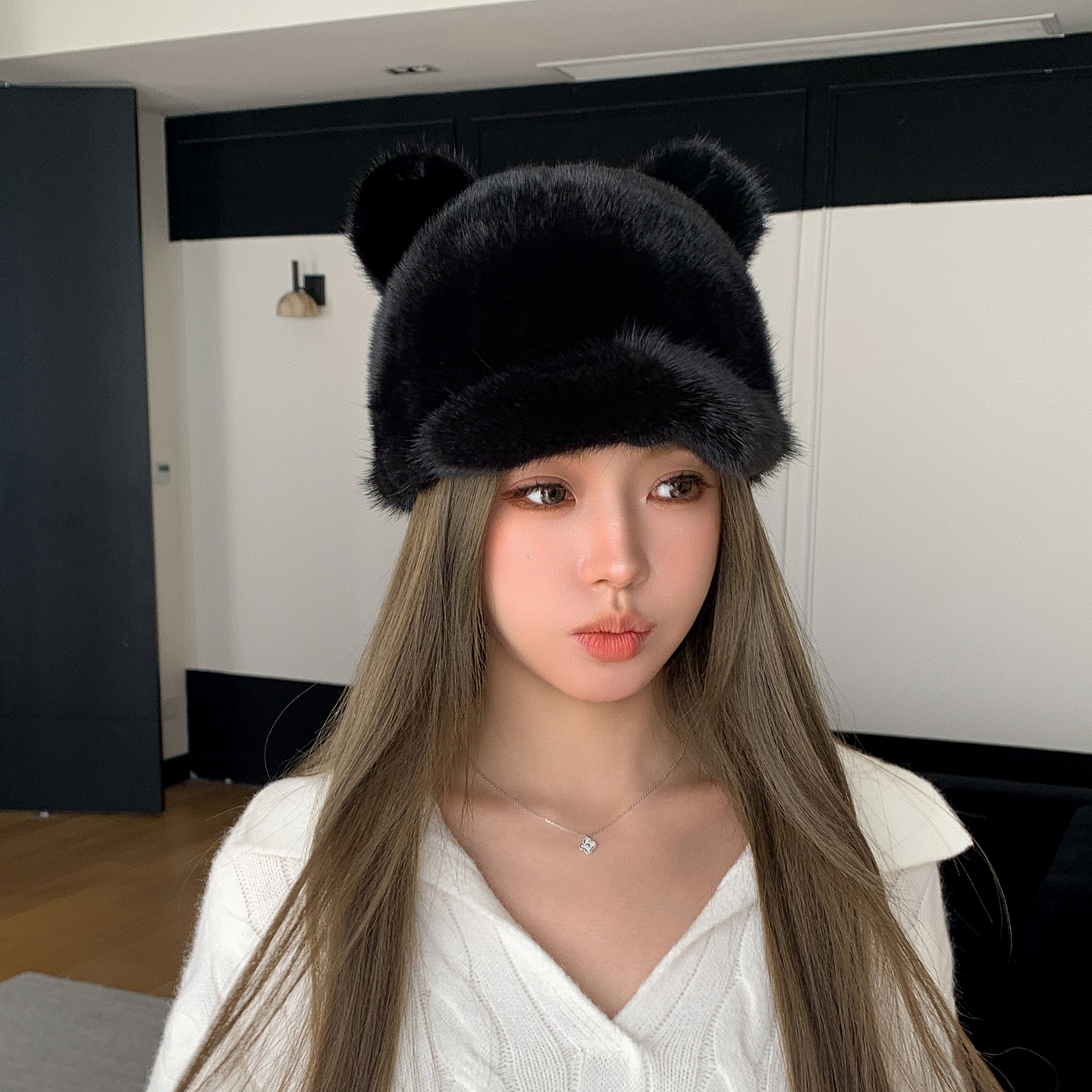 黑色貂皮帽子女秋冬百搭气质减龄猫耳水貂毛皮草帽户外保暖鸭舌帽