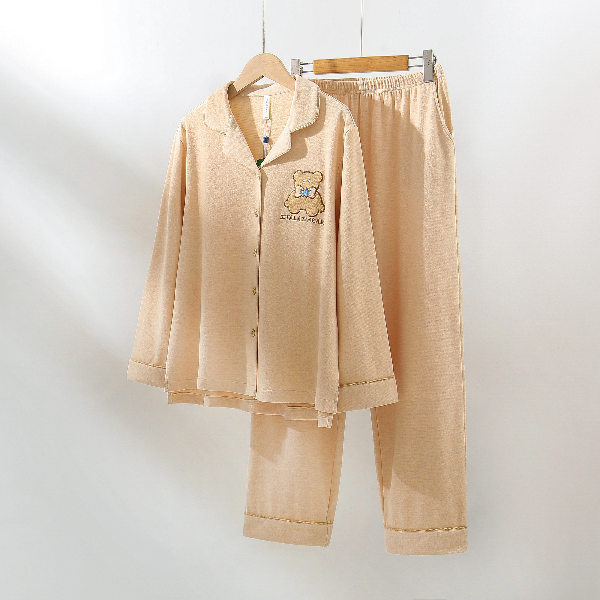 意大莱女士秋季国民领长袖家居服