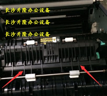 东芝原装257 307 357 457 507定影出口导杆定影出口爪 导杆 全新