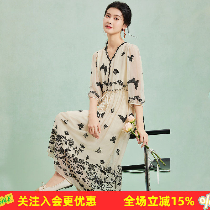 【重工刺绣】V领气质春夏新款亮片花边设计百搭桑蚕丝女式连衣裙