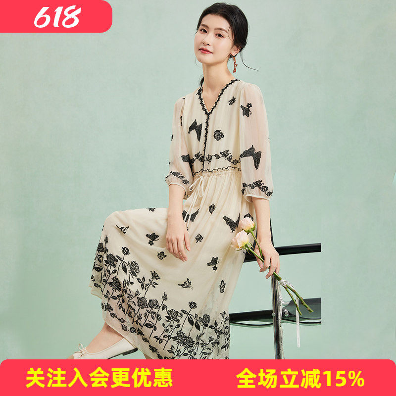 【重工刺绣】V领气质春夏新款亮片花边设计百搭桑蚕丝女式连衣裙