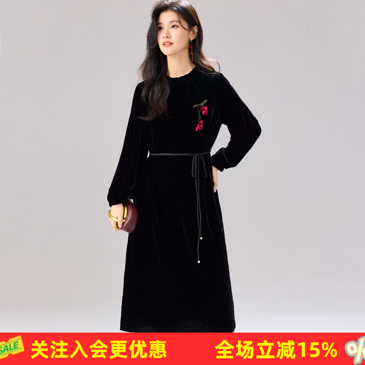 金菊【丝绒连衣裙】春秋新款花边领立体花装饰优雅时尚女式连衣裙