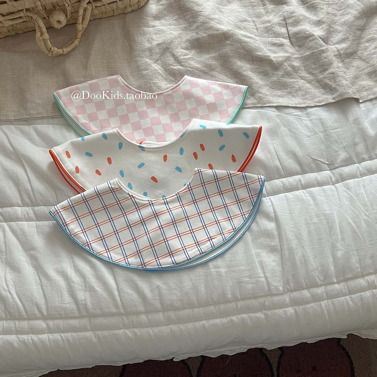 ins韩版小宝宝口水巾双面围兜花瓣防吐奶新生儿宝宝纯棉柔软围嘴