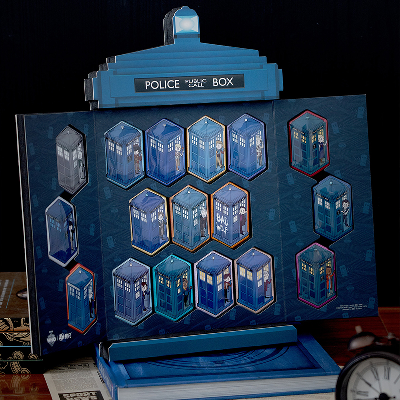 赛凡Doctor Who神秘博士正版周边六边形双闪徽章塔迪斯收纳册