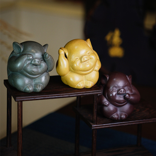 宜兴紫砂茶宠【不看 不听 不说三不猪】精品生肖猪招财创意设计款