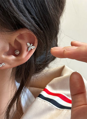 WYNNE’S特别款锆石蜜蜂恶mo之眼迷你锆石花环多耳洞bi入钛钢耳钉