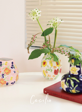Cecilia 手绘ins风花瓶鲜花可爱卡通手工居家装饰桌面摆件工艺品