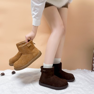 冬季短筒麂皮绒加厚防滑雪地靴女