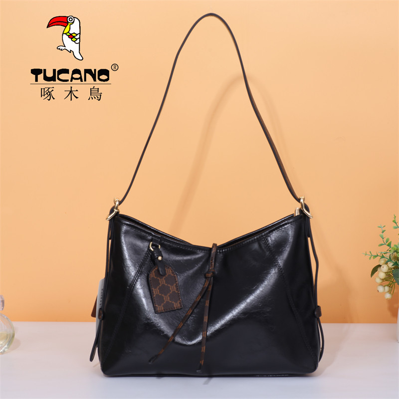 啄木鸟女洋气百搭水桶包腋下包潮