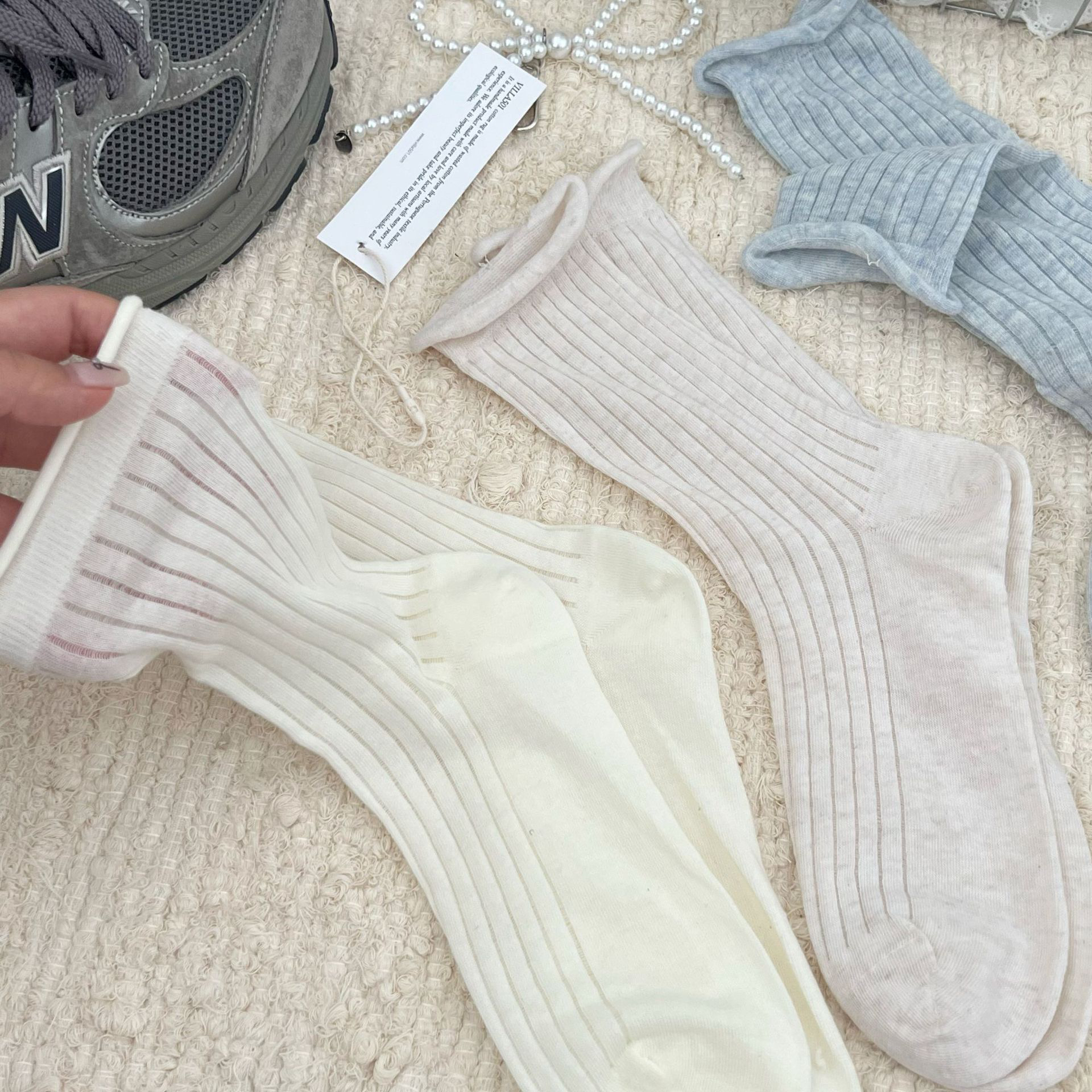 Chris 袜子女纯色网眼竖条薄款透气短袜ins黑白卷边中筒袜女袜