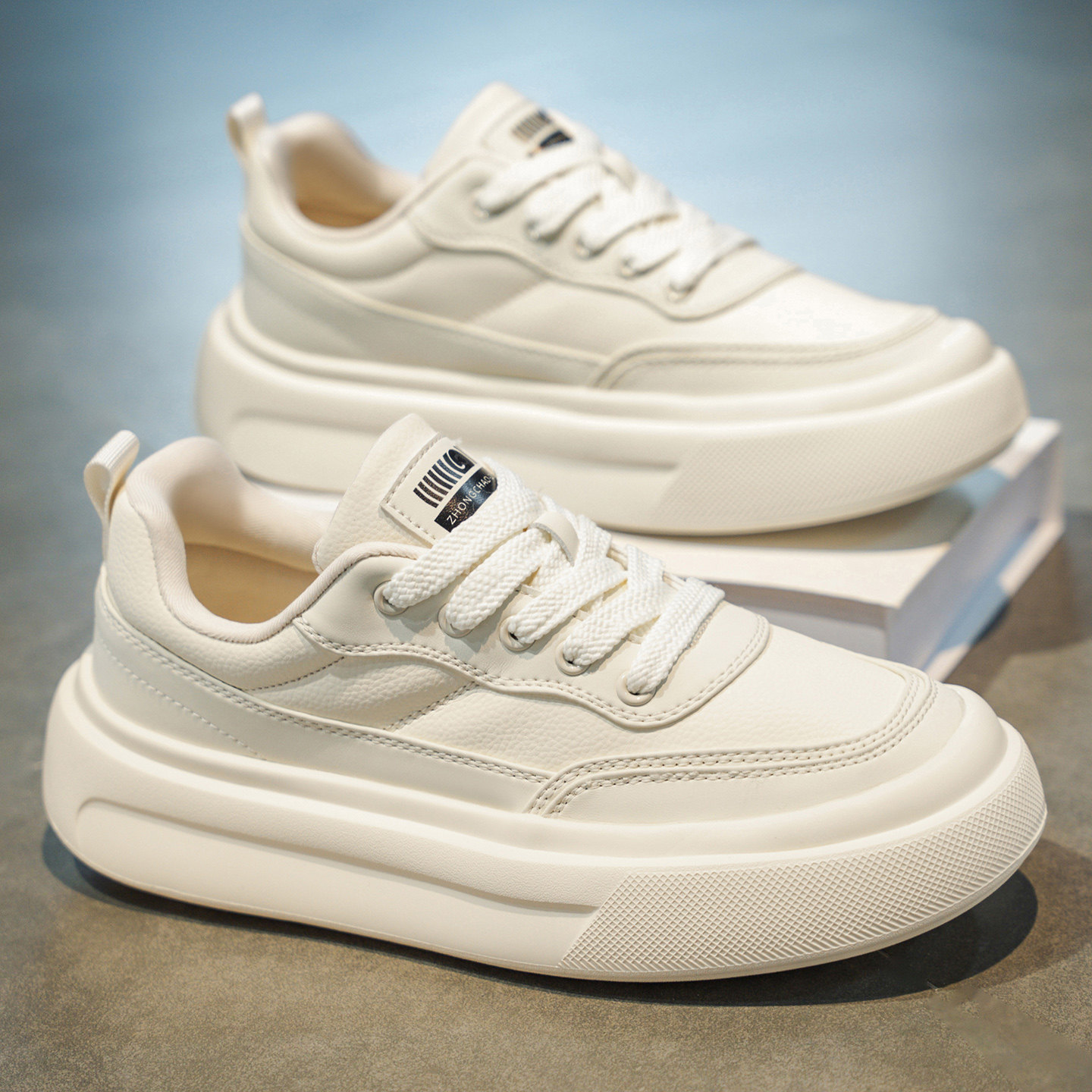 爆款小白鞋男2025新款冬季青少年百搭厚底增高板鞋皮面运动休闲鞋,流行男鞋,休闲板鞋,淘宝优惠券,粉丝福利购,淘宝优惠卷