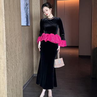 圆领长款丝绒鱼尾包臀荷叶边裙子喇叭袖高级女人味优雅复古连衣裙