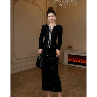 大方得体高级感绝美修身显瘦连衣裙冬御姐穿搭黑色气质长袖包臀裙