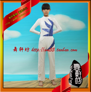 新款中小学生广播体操服装少儿运动会比赛服儿童团体操表演服包邮