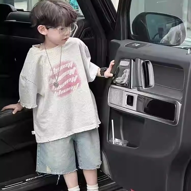 男童夏季薄款套装25新款韩版痞帅短袖T恤儿童破洞牛仔短裤两件套