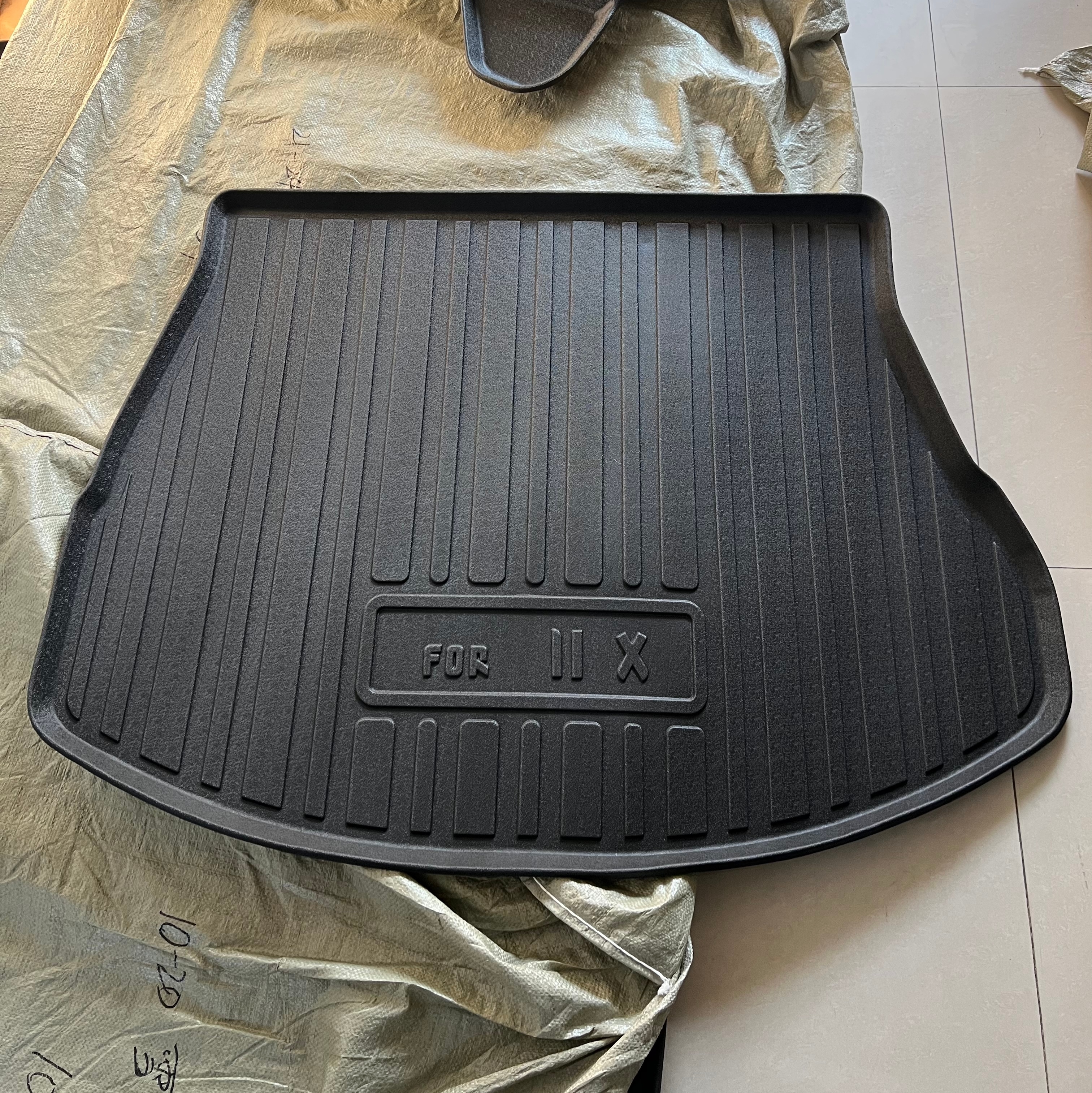 雷克萨斯NX专用后备箱垫