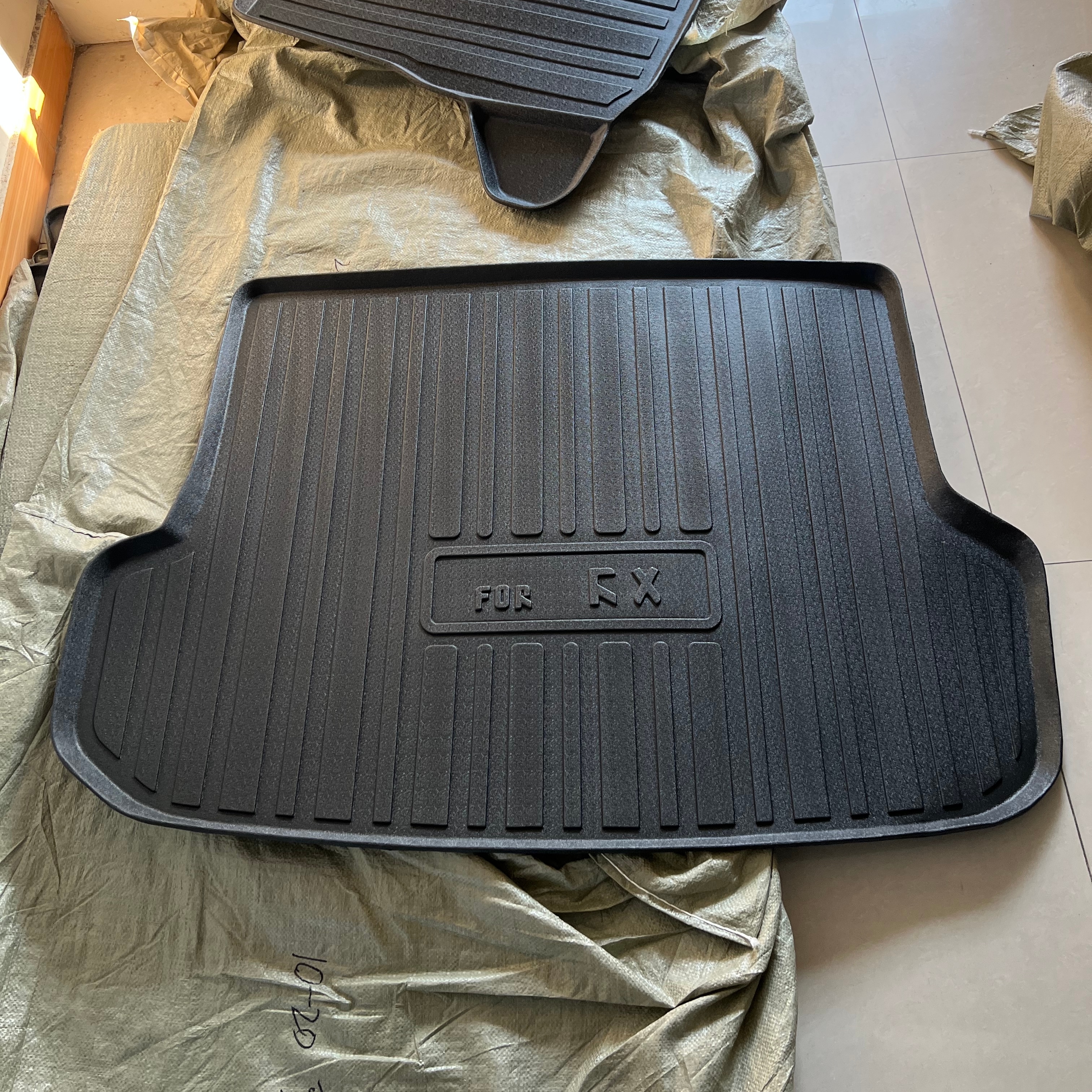 雷克萨斯RX专用后备箱垫