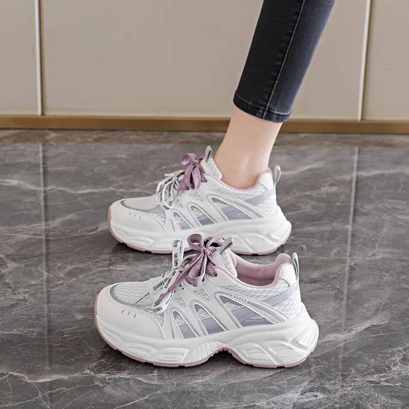 巨好看老爹鞋女2026新款春季轻便防滑休闲运动鞋软底不累脚旅游鞋