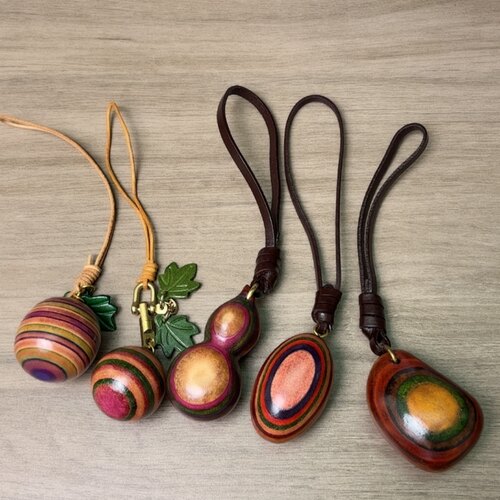 头层牛皮实心棒棒糖包挂纯手工制作转运珠实心葫芦包挂钥匙扣包宠