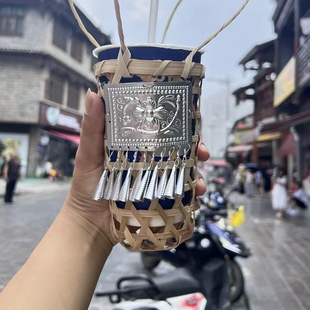 西江苗族奶茶饰品铃铛竹篓杯装饰苗寨千户彝族仿银饰挂银片材料