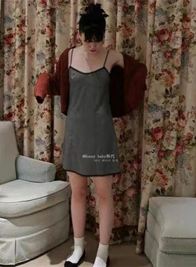 韩代潮牌freckle花边连衣裙23春款高级感灰色吊带裙修身小短裙女