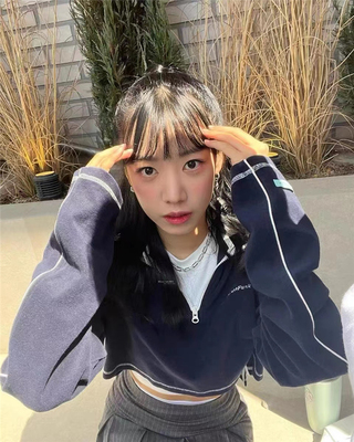 直邮正品显瘦短款上衣春款拼色