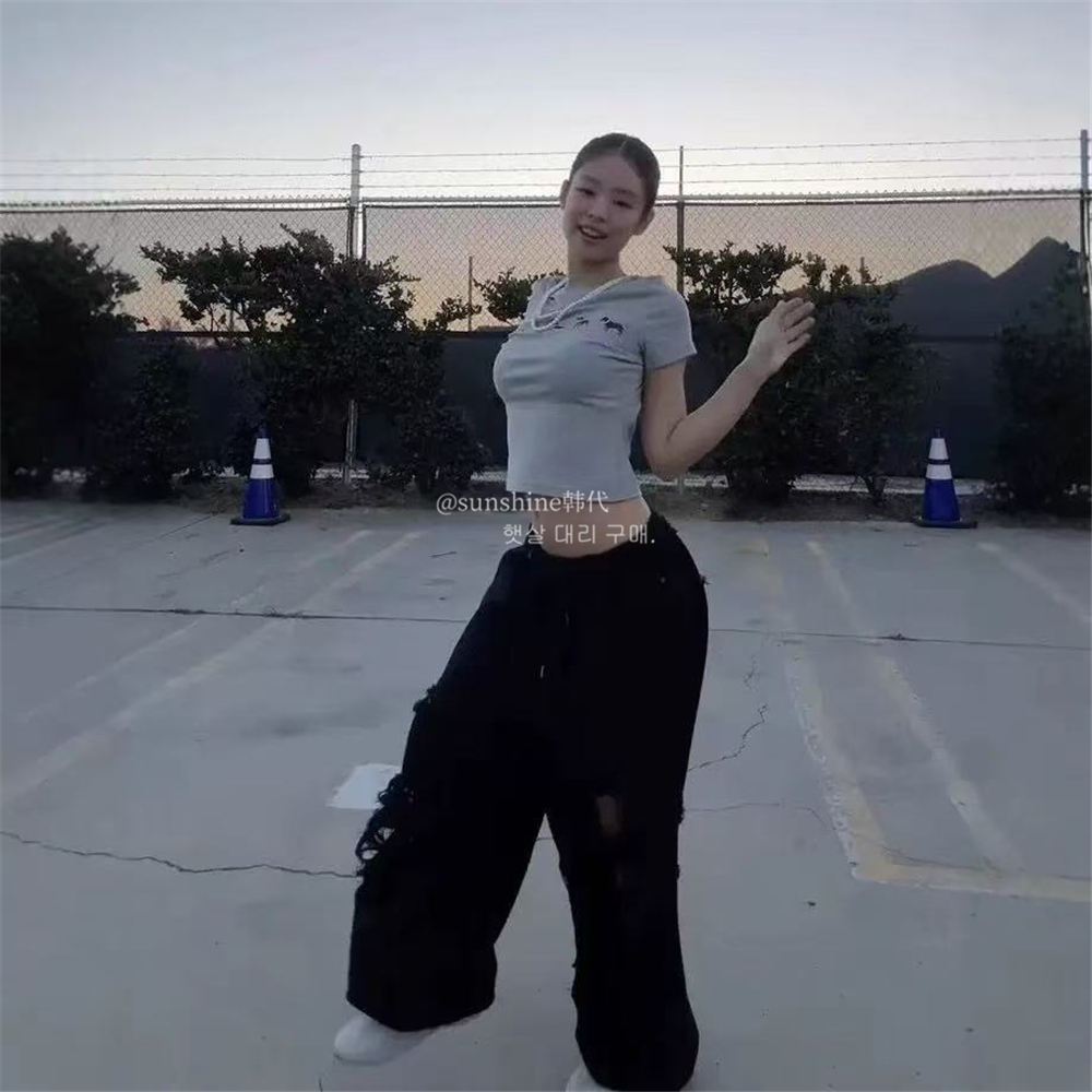 正品林珍娜安宥真松紧腰破洞裤