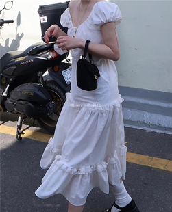 韩代潮牌 freckle法式泡泡袖一字肩荷叶边气质白色连衣裙蛋糕长裙