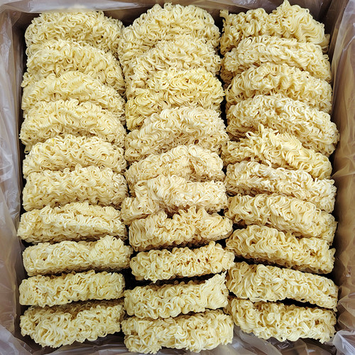 摆摊火鸡面手工碗面大碗面火锅麻辣烫面条非油炸方便面饼批发商用