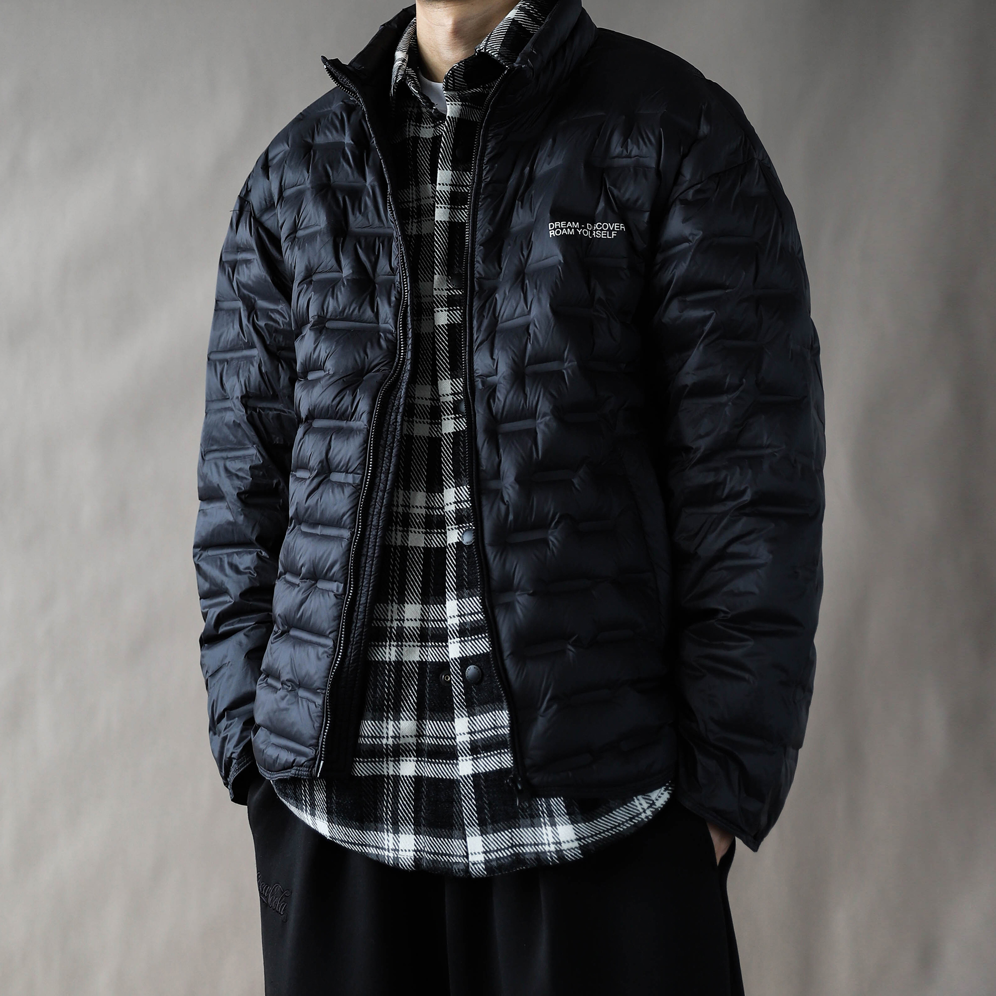 黑色立领排骨羽绒服男轻薄保暖格子拼接短款外套2025加肥大码百搭