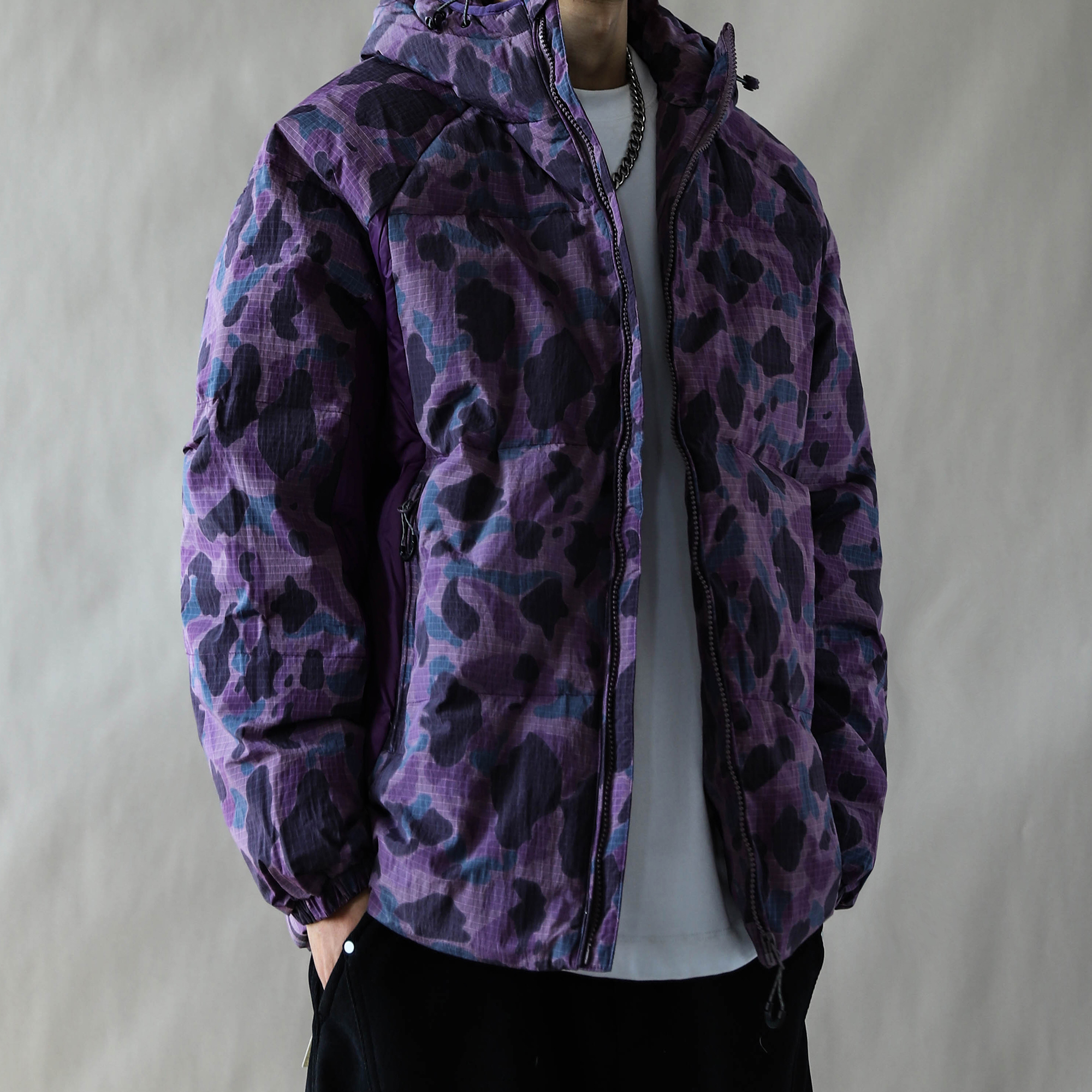 美式迷彩风2025短款羽绒服男紫色连帽加厚户外保暖外套机能宽松