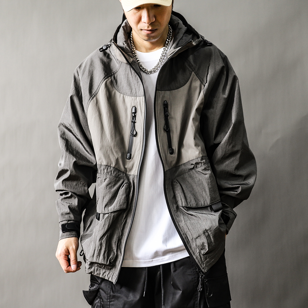 连帽秋冬宽松金属撞色夹克外套