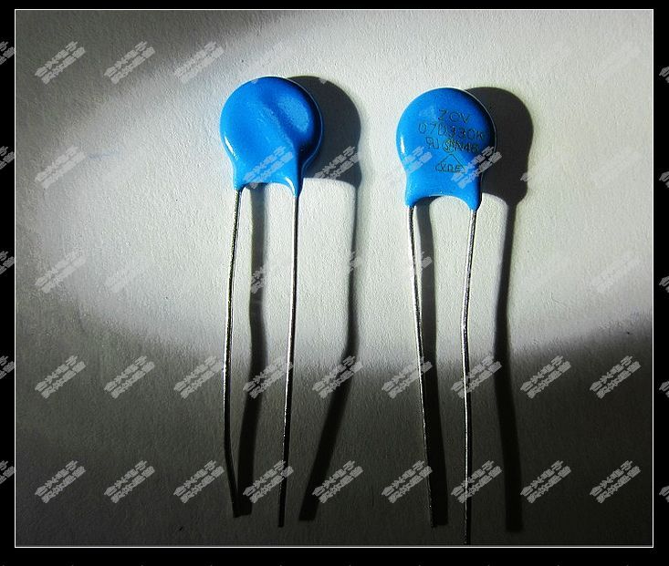 压敏电阻 ZOV07D330K  07D33OK  7D330 33V耐压全新原装