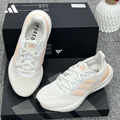 阿迪达斯Pureboost 23时尚舒适耐磨低帮休闲跑步鞋女款白色IF2392