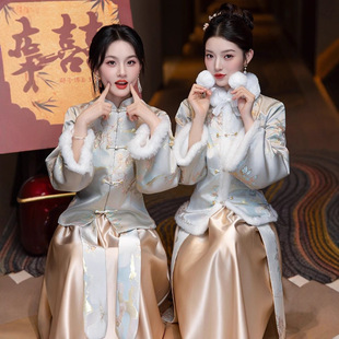 中式国风伴娘服2025秋冬新款加绒加厚保暖姐妹团礼服裙女长袖冬季