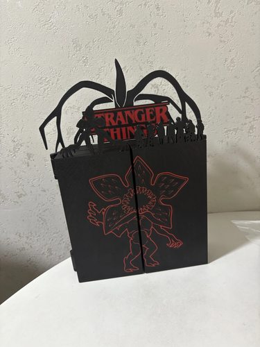 怪奇物语kinder奇趣蛋折叠展示架 Funco 怪奇物语周边