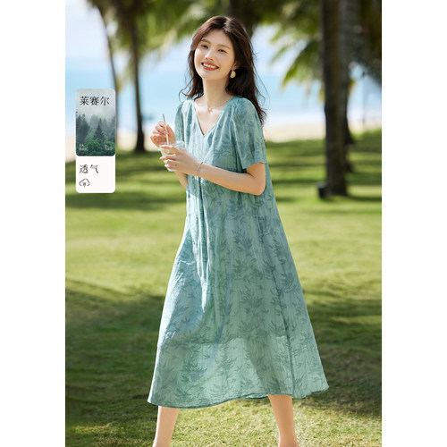 XWI欣未莱赛尔提花肌理感V领连衣裙女2025年夏季海边度假风显瘦裙