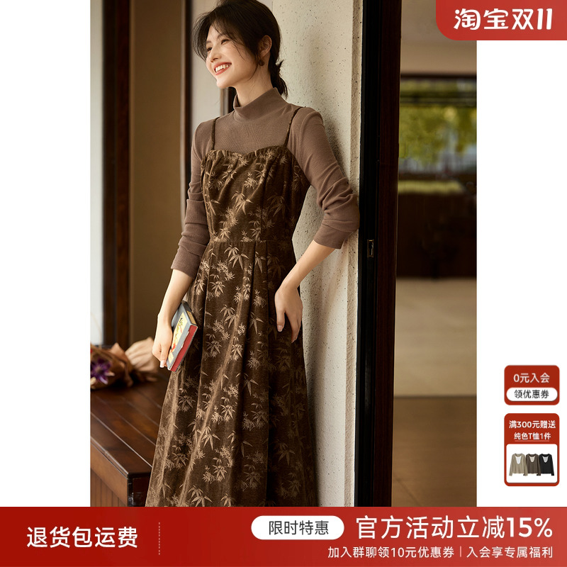 XWI欣未国风拼接印花连衣裙女2025冬季新款设计感假两件显瘦长裙