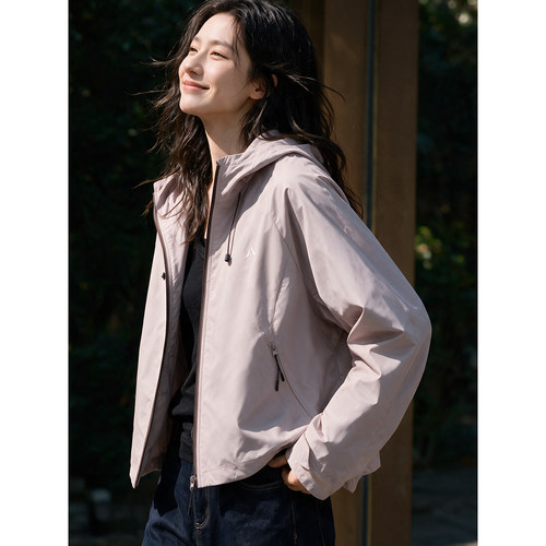 XWI欣未轻量户外撞色外套女秋新