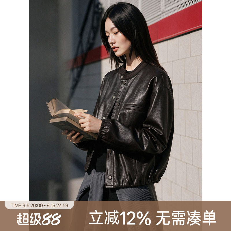 XWI欣未针织圆领通勤皮衣外套女图片