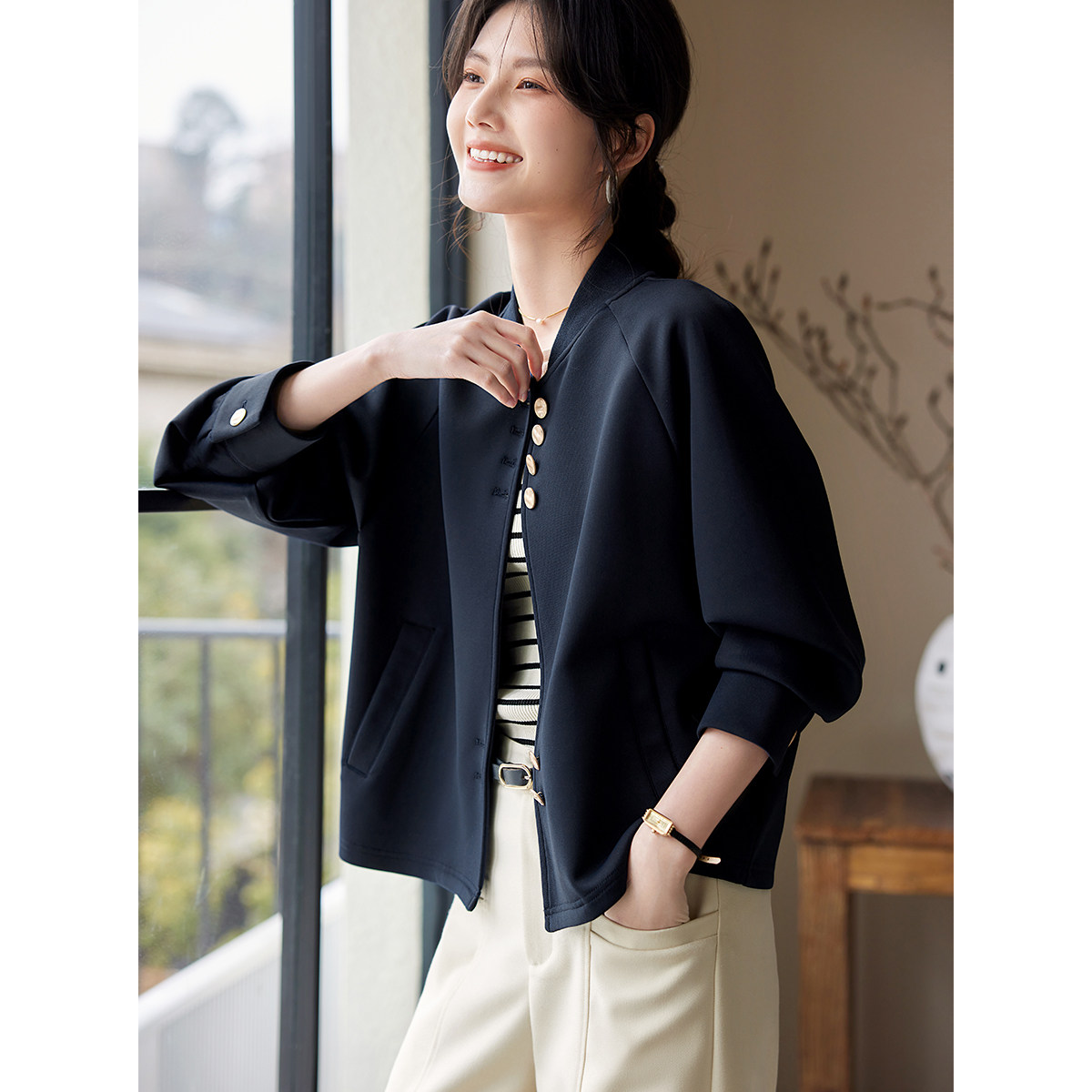 XWI/欣未插肩袖棒球服外套女士秋图片