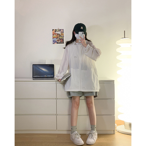 23春夏新款内有口袋 带 50+荧光防晒衣DS-B247-F72-P75图片