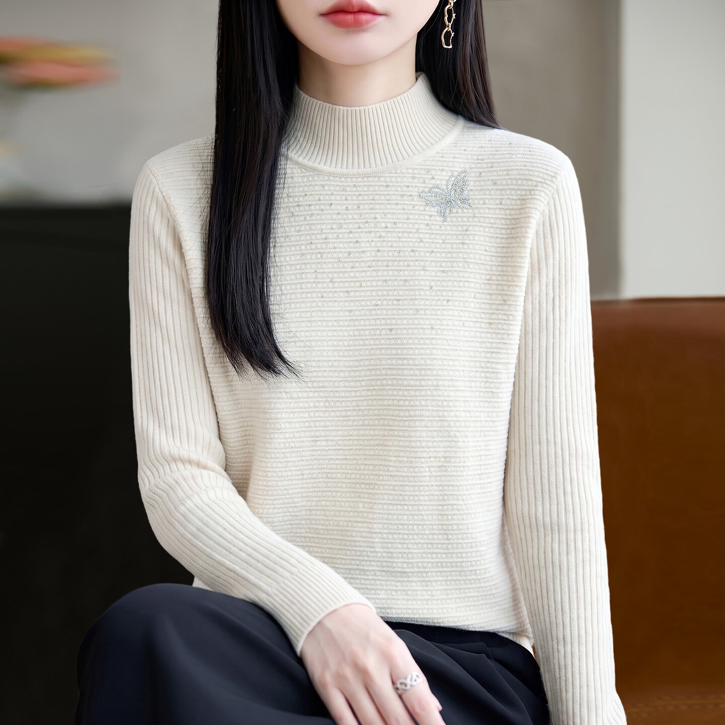 2026新款烫钻秋季大码针织打底衫女洋气中老年女装上衣秋冬毛衣