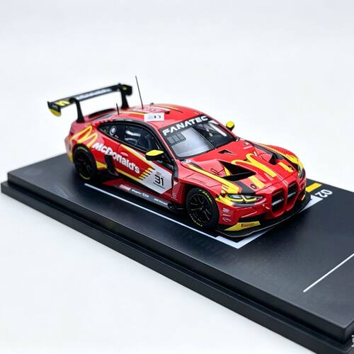 现货ZBM 1:64宝马M4 GT3 定制麦当劳联名款 31号赛车 合金车模型