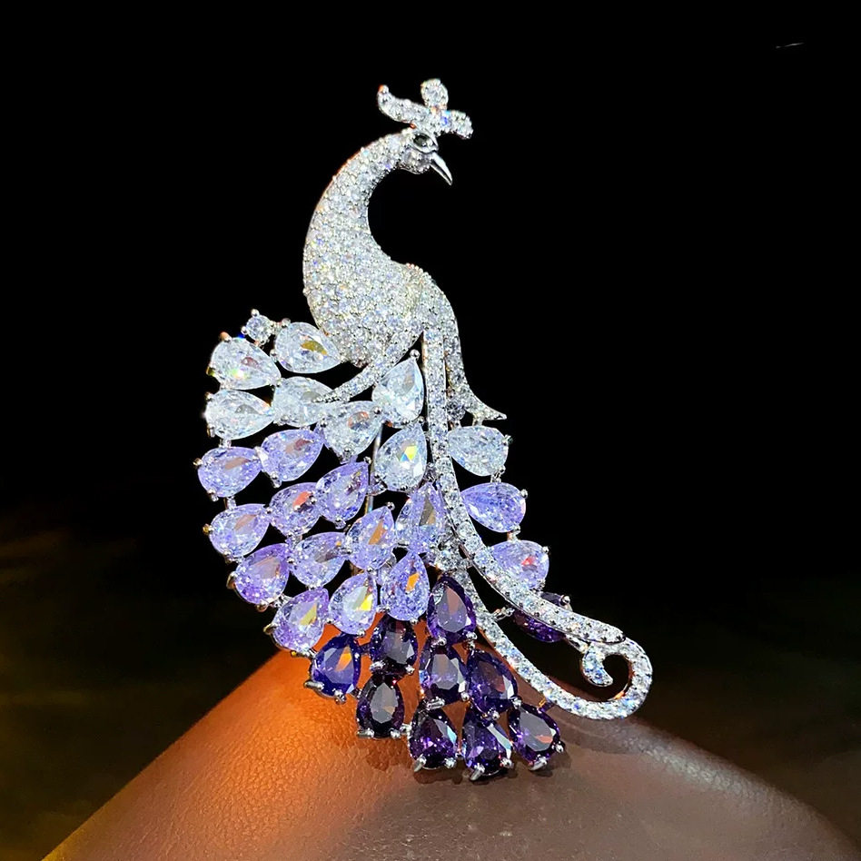 新款渐变紫水晶孔雀胸针高档女重工个性胸花轻奢设计感别针配饰品