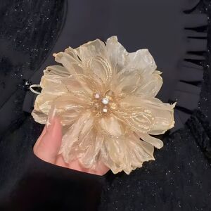 奢华气质绢纱花朵胸针