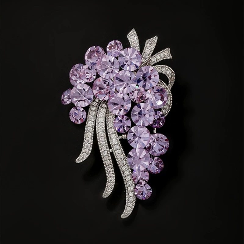 气质紫罗兰水晶花束胸针高档女个性葡萄串胸花防走光别针西装配饰