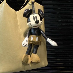 Liva流行大包挂件包包玩偶挂件只卖挂件没有包没有包没有包包